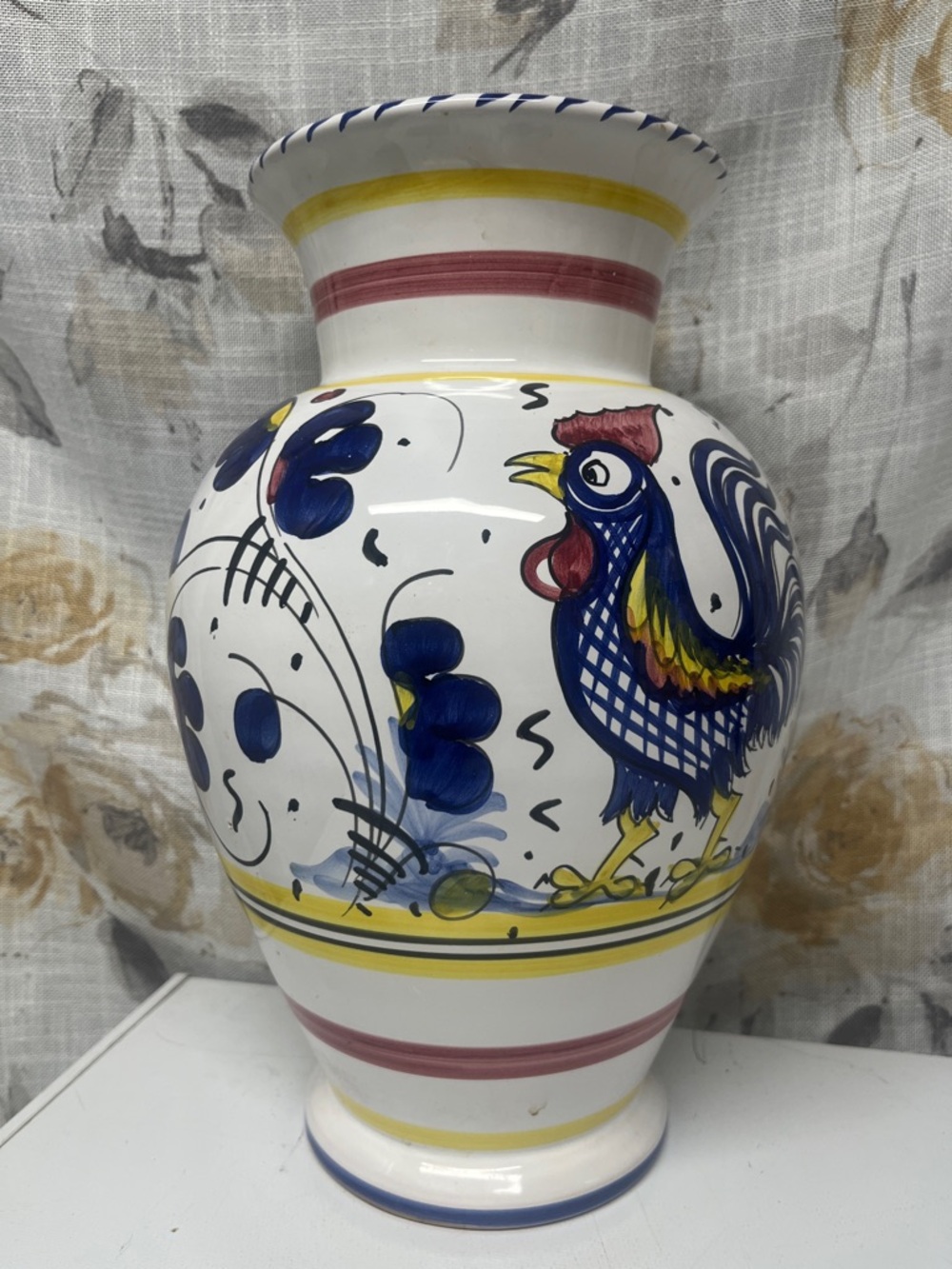 Hand-Painted Deruta Orvieto Rooster Ceramic Vase - Royal Blue, Yellow, Pink